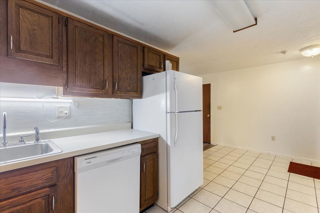 189 Littleton Road, Unit 22 Chelmsford, MA 01824 - Photo 13 of 32 Gallery Image 13
