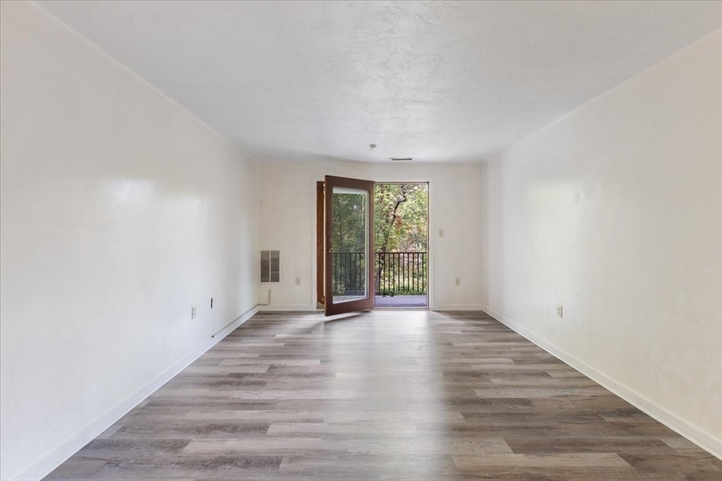 189 Littleton Road, Unit 22 Chelmsford, MA 01824 - Photo 16 of 32 Gallery Image 16