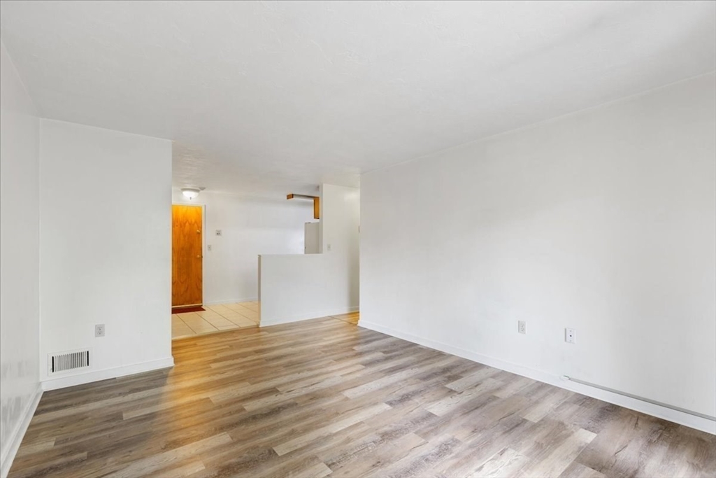 189 Littleton Road, Unit 22 Chelmsford, MA 01824 - Photo 17 of 32 Gallery Image 17