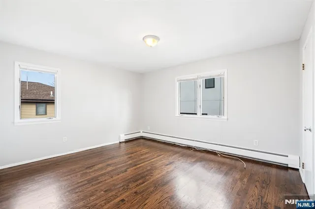 $3,300 | 15 Hillcrest Avenue, Unit A, Fort Lee, NJ 07024
