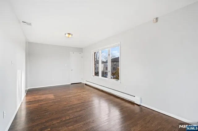 $3,300 | 15 Hillcrest Avenue, Unit A, Fort Lee, NJ 07024