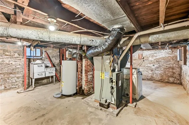 $72,000 | 18 North Wood Street, Greenville, PA 16125