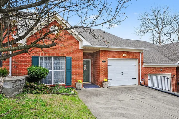 $295,000 | 221 Wyndom Court, Goodlettsville, TN 37072