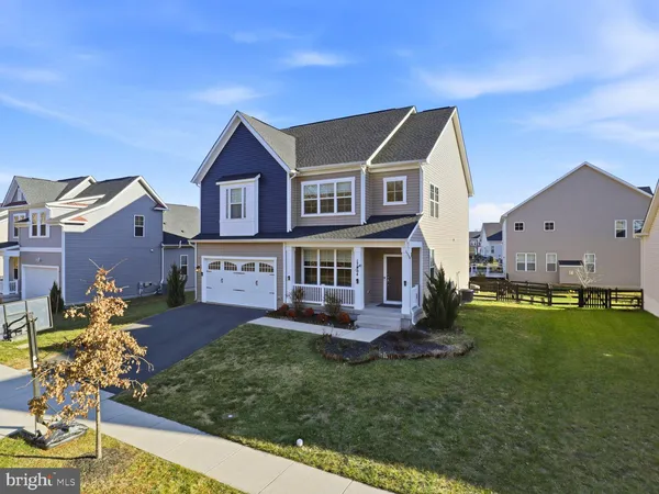 $4,500 | 17904 Ridgewood Place, Round Hill, VA 20141