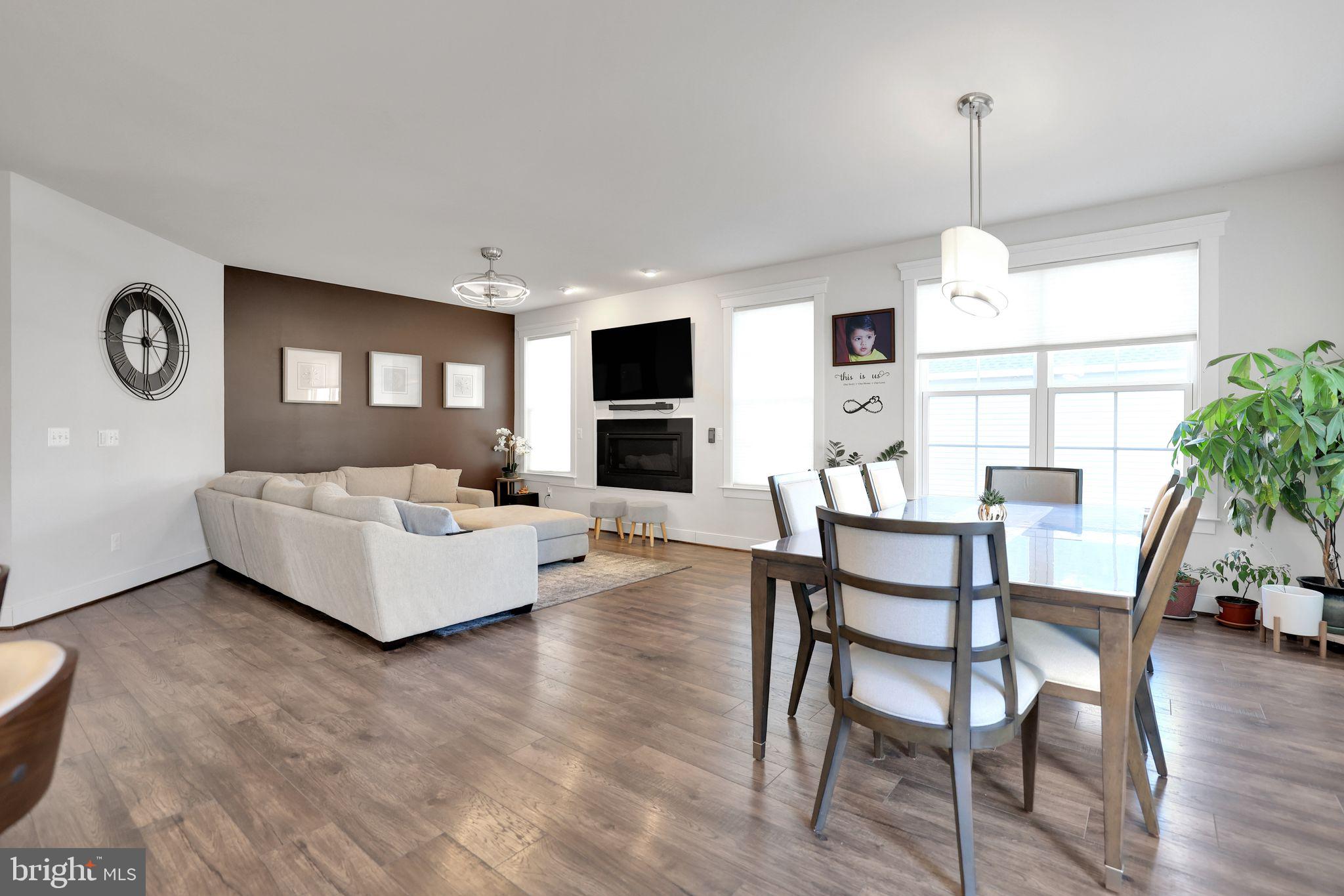 17904 Ridgewood Place Round Hill, VA 20141 - Photo 13 of 55