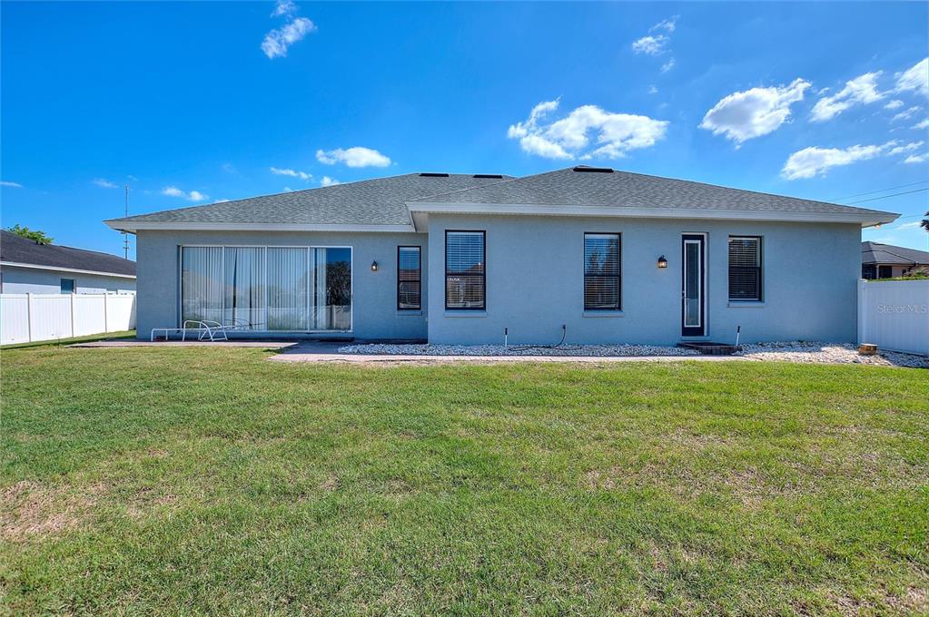 2687 Brookside Bluff Loop Lakeland, FL 33813 - Photo 30 of 32