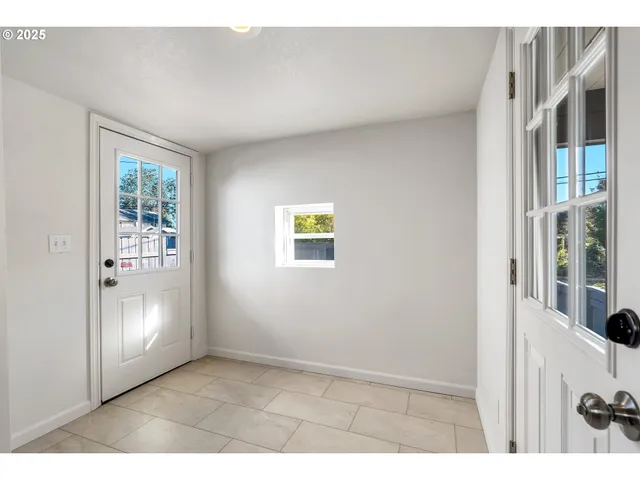 a view interior of a house and an empty room