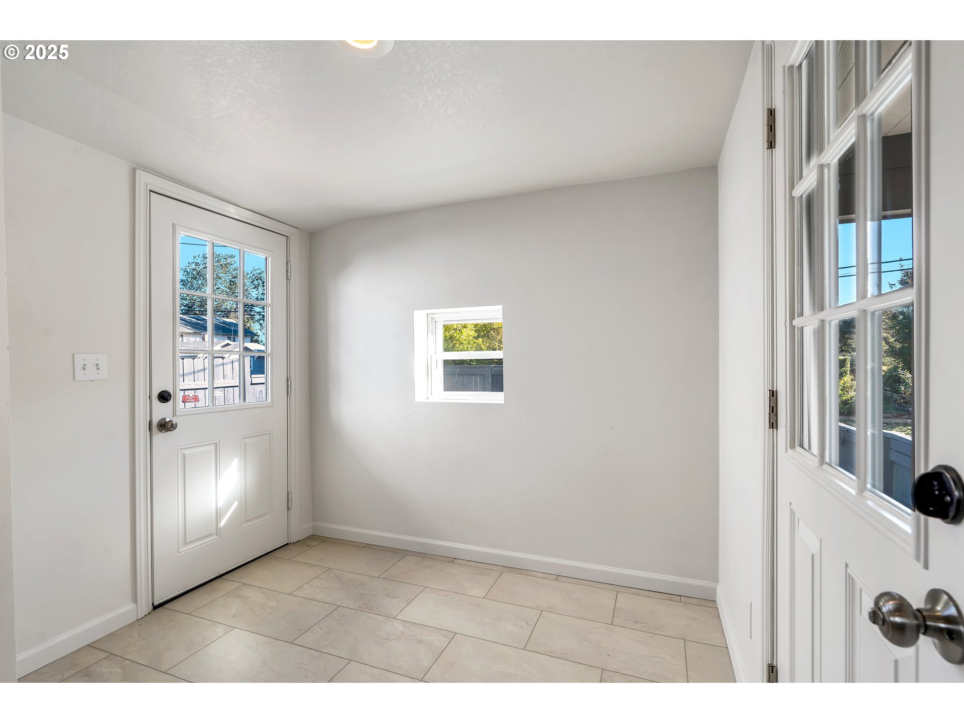 1307 North Kilpatrick Street Portland, OR 97217 - Photo 15 of 46 a view interior of a house and an empty room