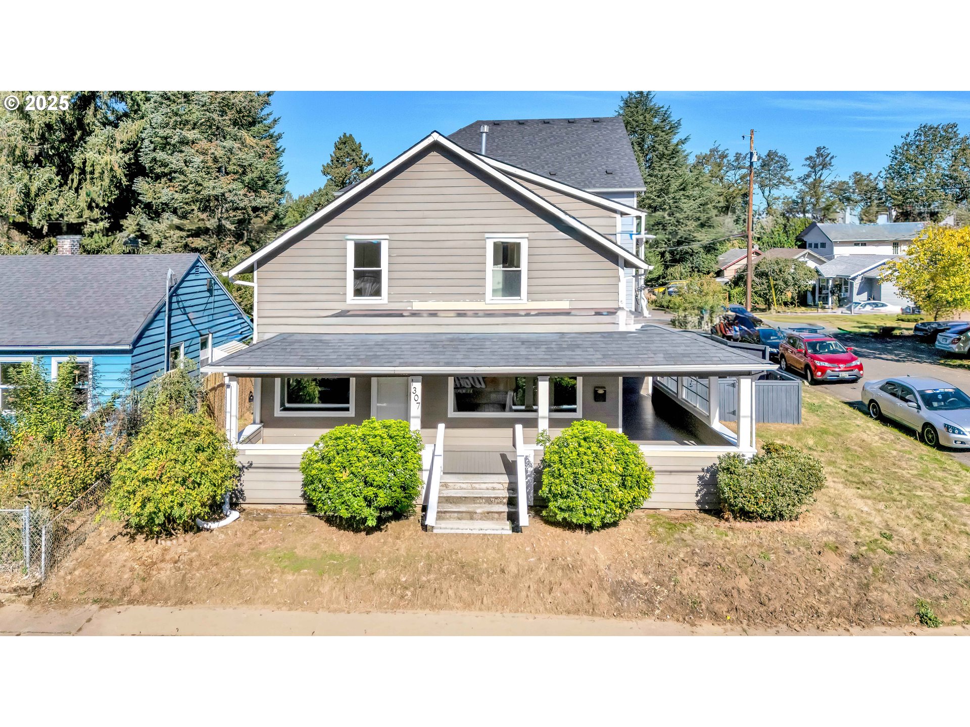 1307 North Kilpatrick Street Portland, OR 97217 - Photo 2 of 46 a view of outdoor space and front view of a house