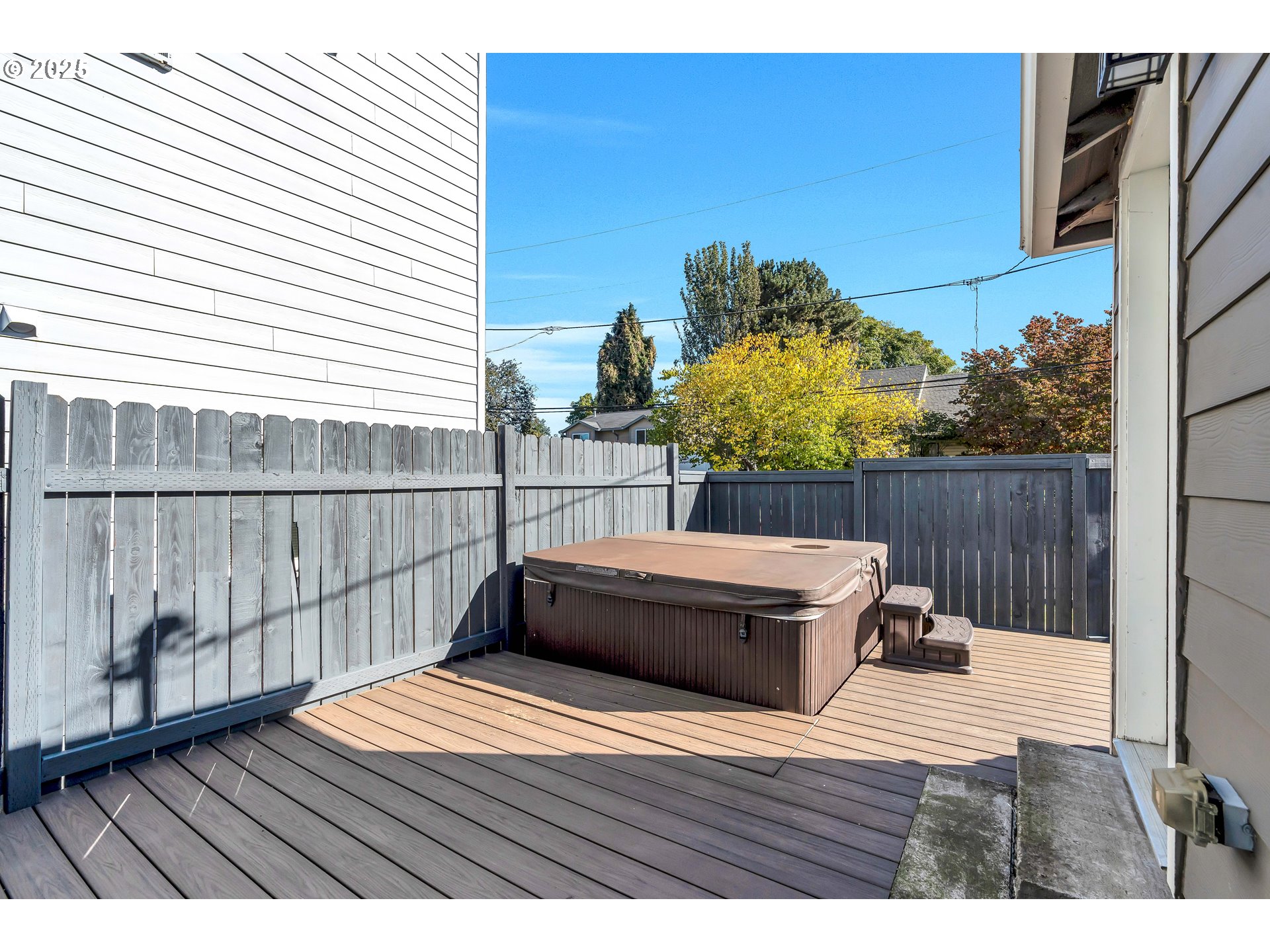 1307 North Kilpatrick Street Portland, OR 97217 - Photo 32 of 46 a view of outdoor space with seating space