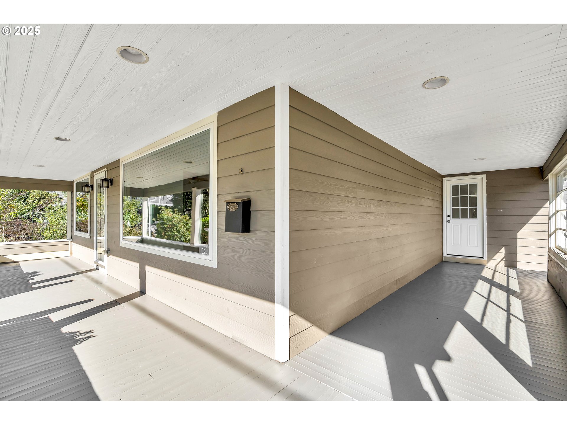 1307 North Kilpatrick Street Portland, OR 97217 - Photo 40 of 46 a view interior of the house