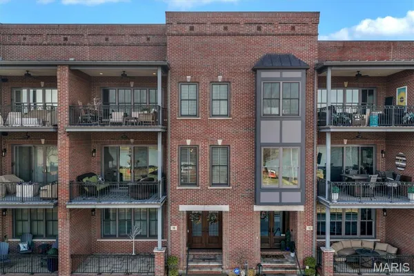 $1,295,000 | 10 West Front Street, Washington, MO 63090