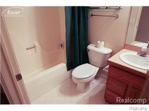 15207 Hawley Road Holly, MI 48442 - Photo 17 of 28 9.jpg