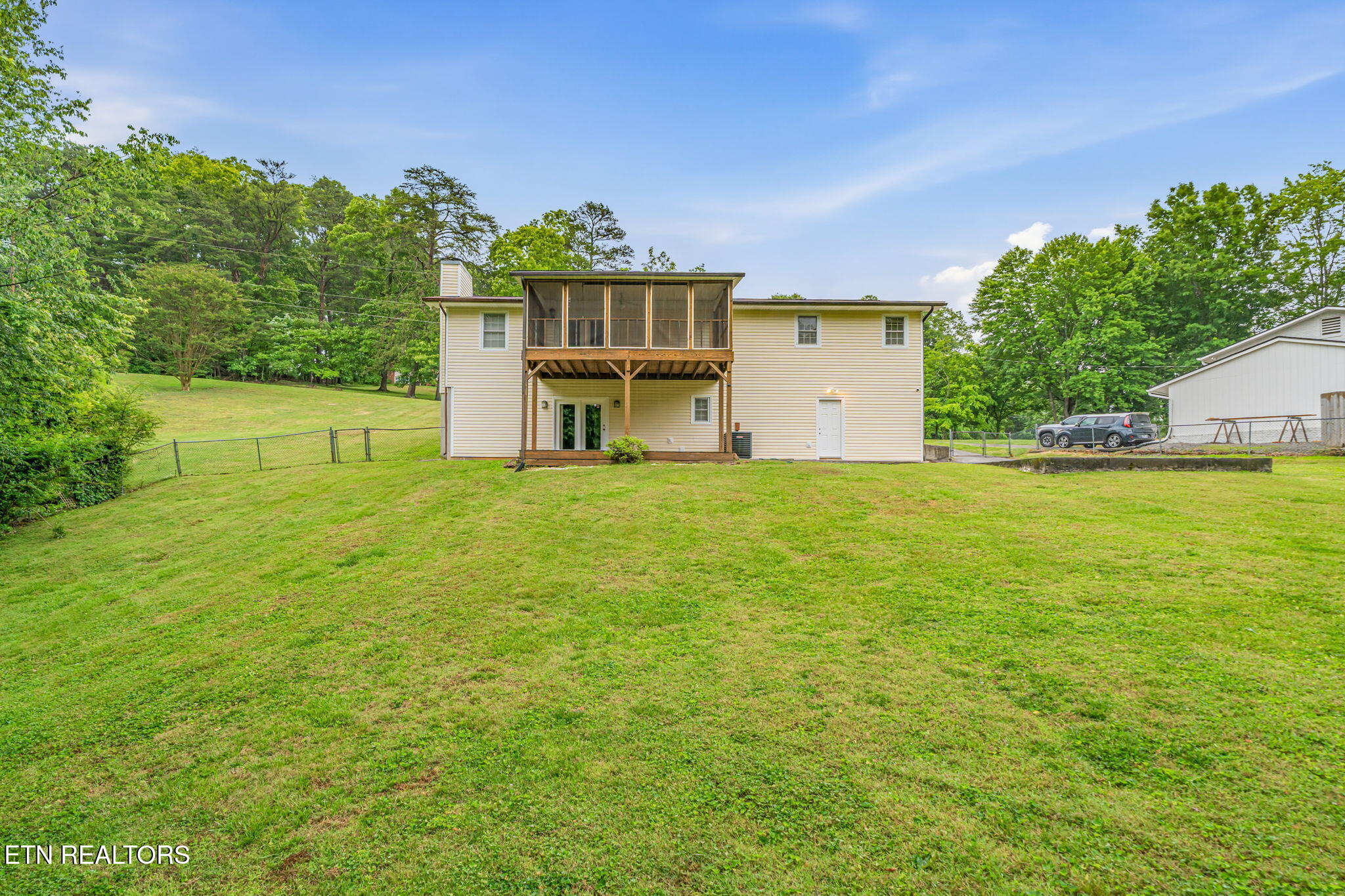 7921 Blueberry Road Powell, TN 37849 - Photo 30 of 34 Back of House
