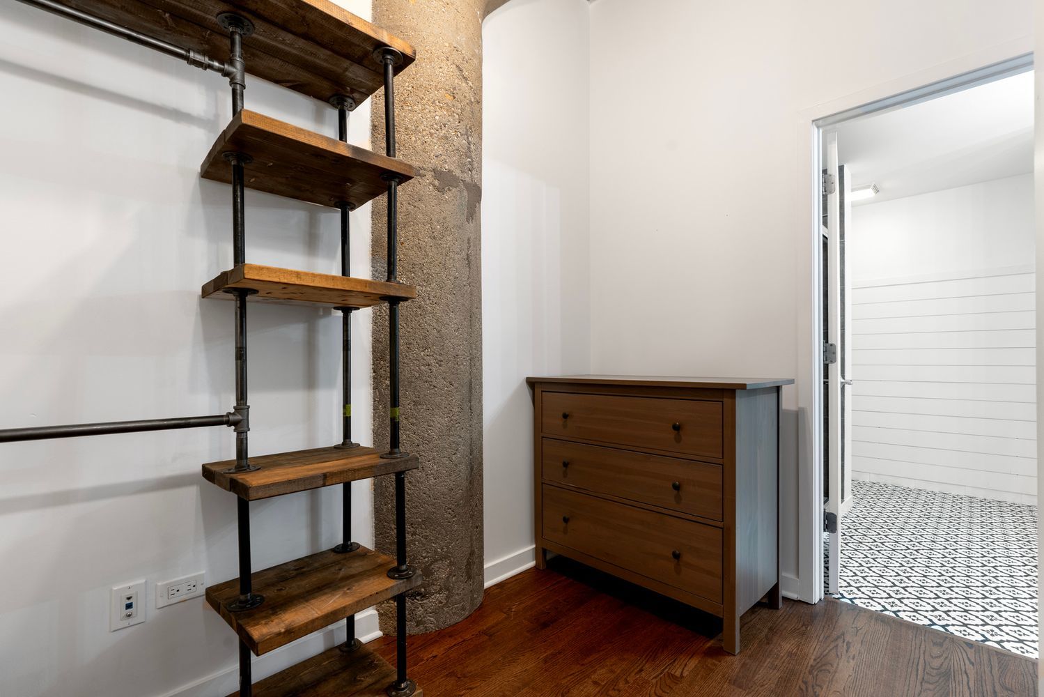 1001 West 15th Street, Unit 318 Chicago, IL 60608 - Photo 13 of 32