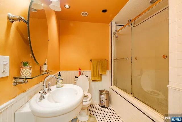 $889,900 | 64 East Century Road, Paramus, NJ 07652