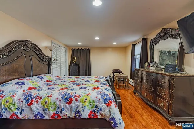 $889,900 | 64 East Century Road, Paramus, NJ 07652