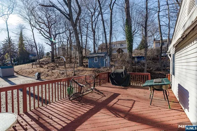 $889,900 | 64 East Century Road, Paramus, NJ 07652