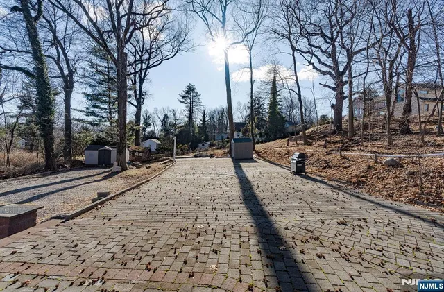 $889,900 | 64 East Century Road, Paramus, NJ 07652