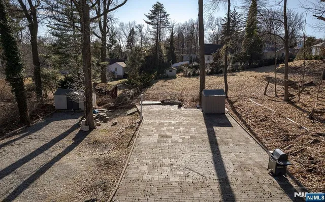 $889,900 | 64 East Century Road, Paramus, NJ 07652