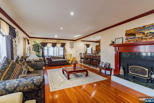 $889,900 | 64 East Century Road, Paramus, NJ 07652