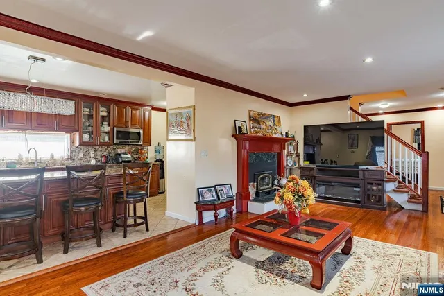 $889,900 | 64 East Century Road, Paramus, NJ 07652