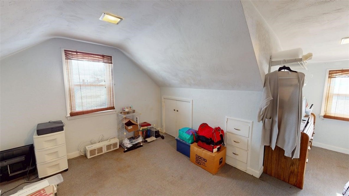 14 Jones Avenue Pawtucket, RI 02861 - Photo 31 of 42