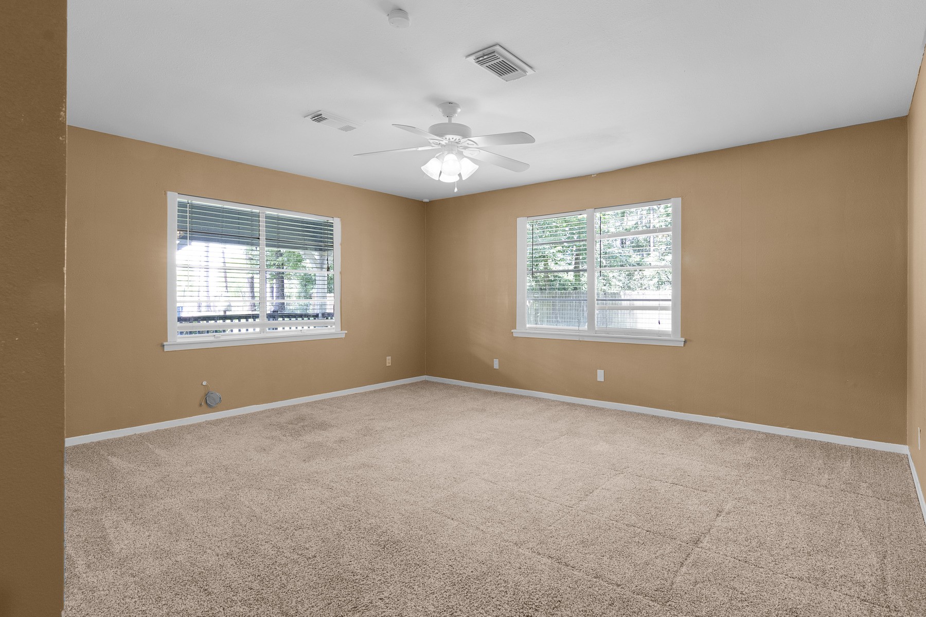 11501 Friendship Lane Conroe, TX 77385 - Photo 13 of 50