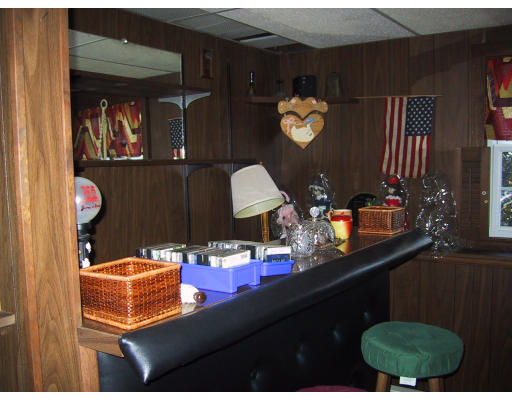 7 Clark Road Peabody, MA 01960 - Photo 11 of 28 Gallery Image 11
