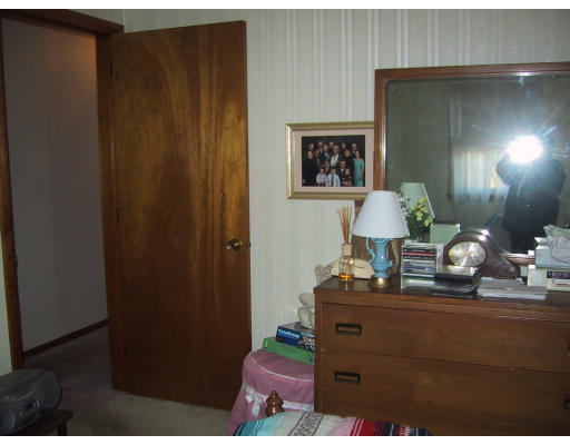 7 Clark Road Peabody, MA 01960 - Photo 12 of 28 Gallery Image 12