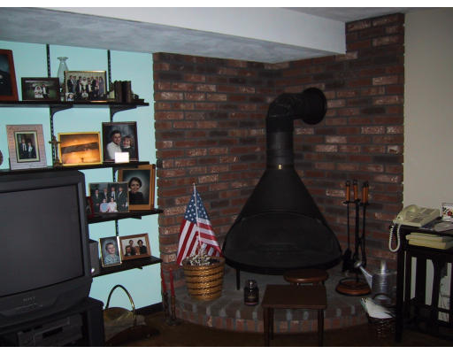 7 Clark Road Peabody, MA 01960 - Photo 13 of 28 Gallery Image 13