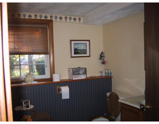 7 Clark Road Peabody, MA 01960 - Photo 17 of 28 Gallery Image 17