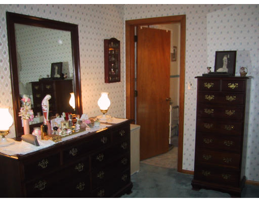 7 Clark Road Peabody, MA 01960 - Photo 9 of 28 Gallery Image 9