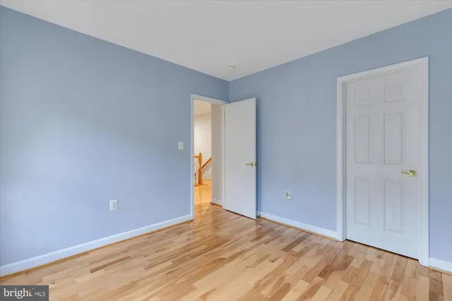 $4,950 | 427 Park Avenue, Falls Church, VA 22046