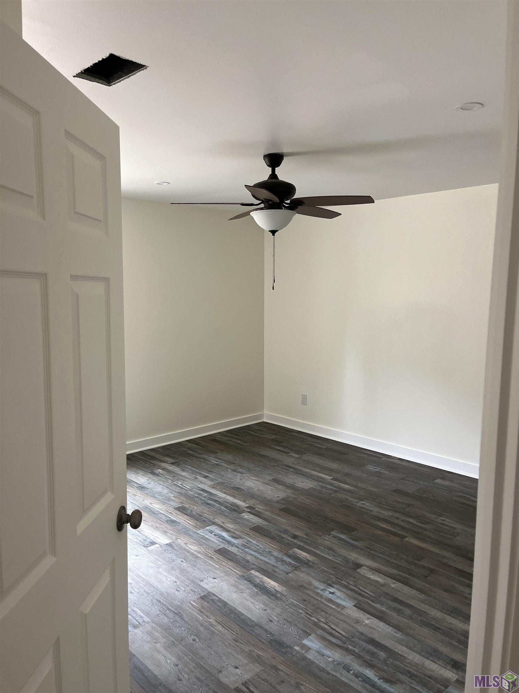 10185 Sunshine Road Denham Springs, LA 70706 - Photo 8 of 14