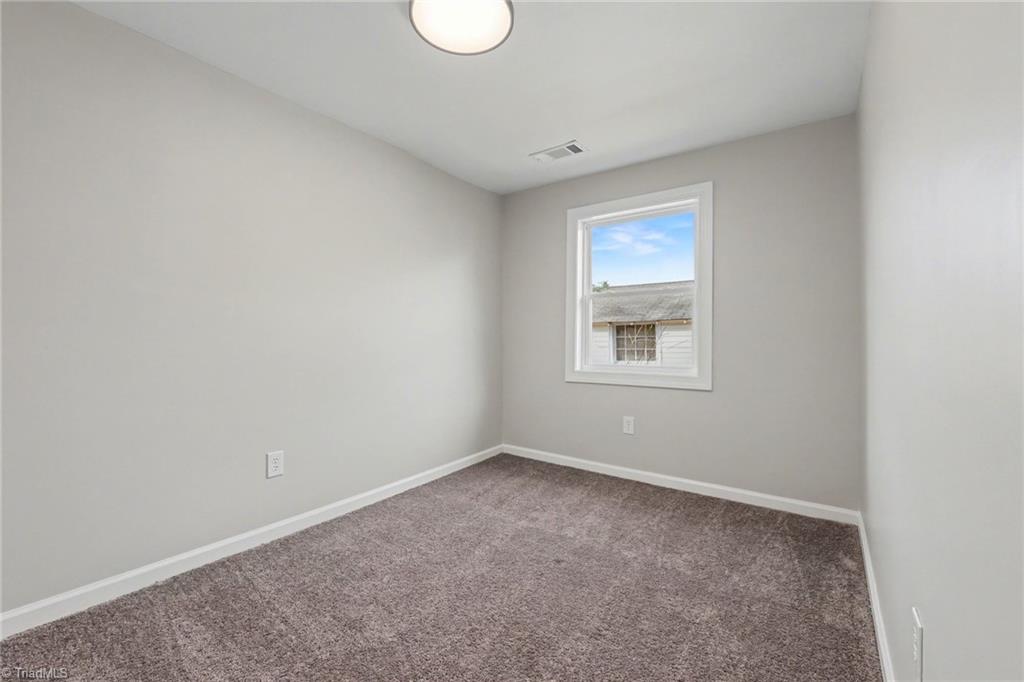 1237 Irving Avenue Eden, NC 27288 - Photo 25 of 36