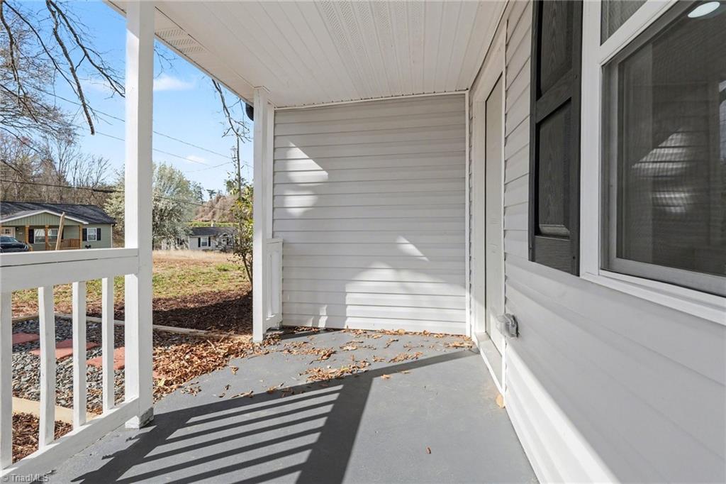 1237 Irving Avenue Eden, NC 27288 - Photo 6 of 36
