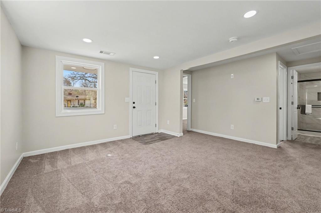 1237 Irving Avenue Eden, NC 27288 - Photo 8 of 36