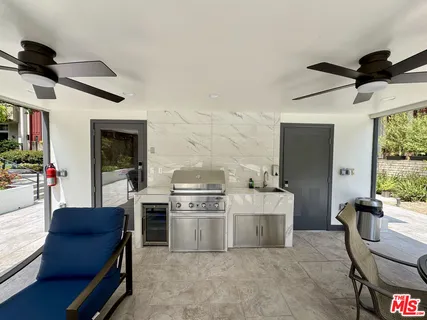 $1,595,000 | 4748 La Villa Marina, Unit D, Marina del Rey, CA 90292