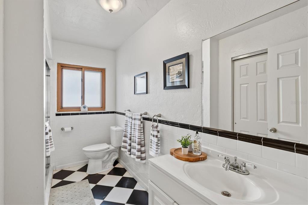 3236 South Lockwood Ridge Road Sarasota, FL 34239 - Photo 26 of 59 Gallery Image 26