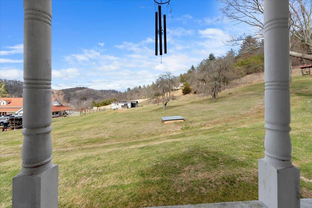 1521 Allisonia Road Hiwassee, VA 24347 - Photo 24 of 37 Gallery Image 24