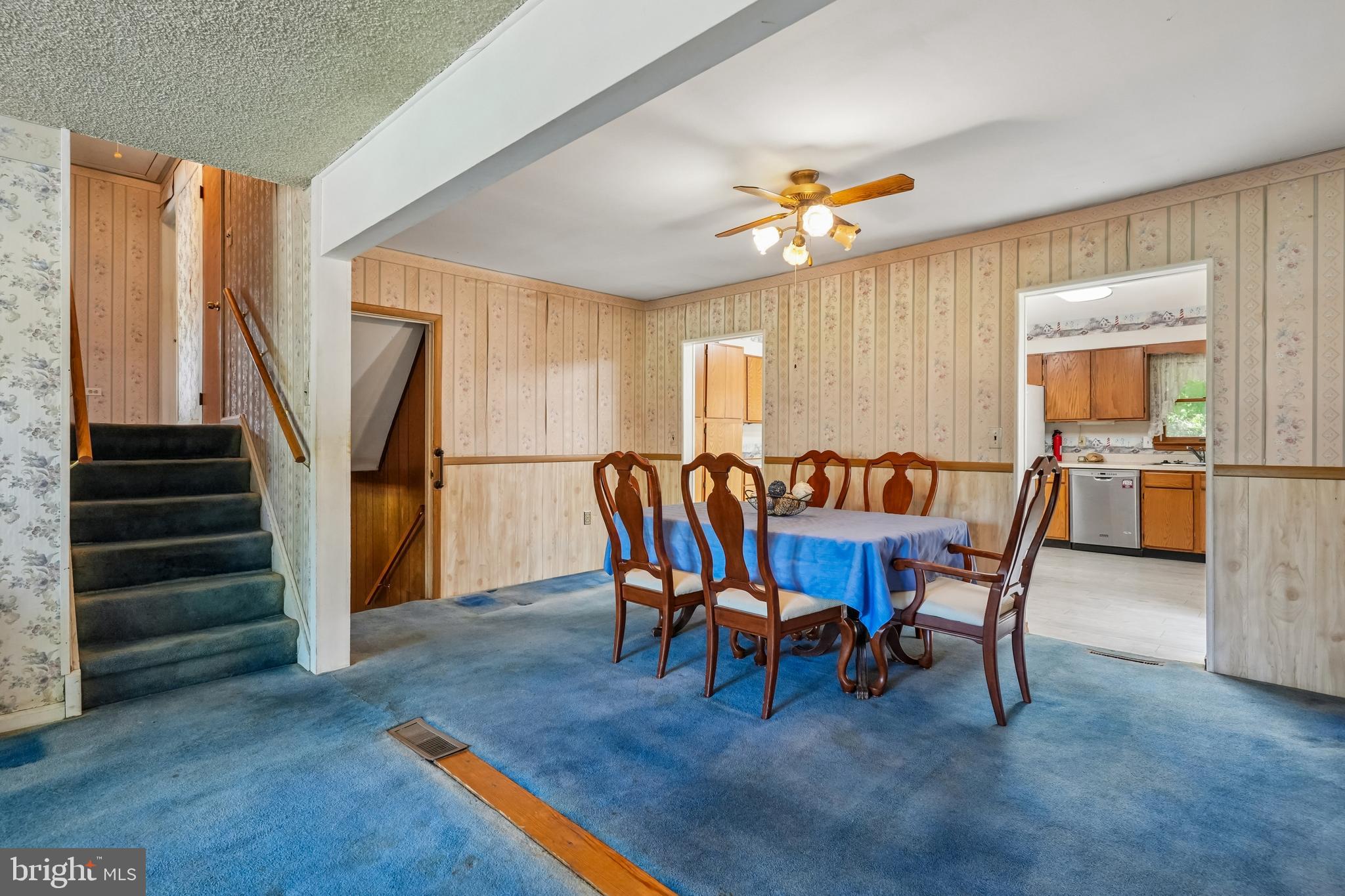29 Trinity Place Barrington, NJ 08007 - Photo 6 of 26