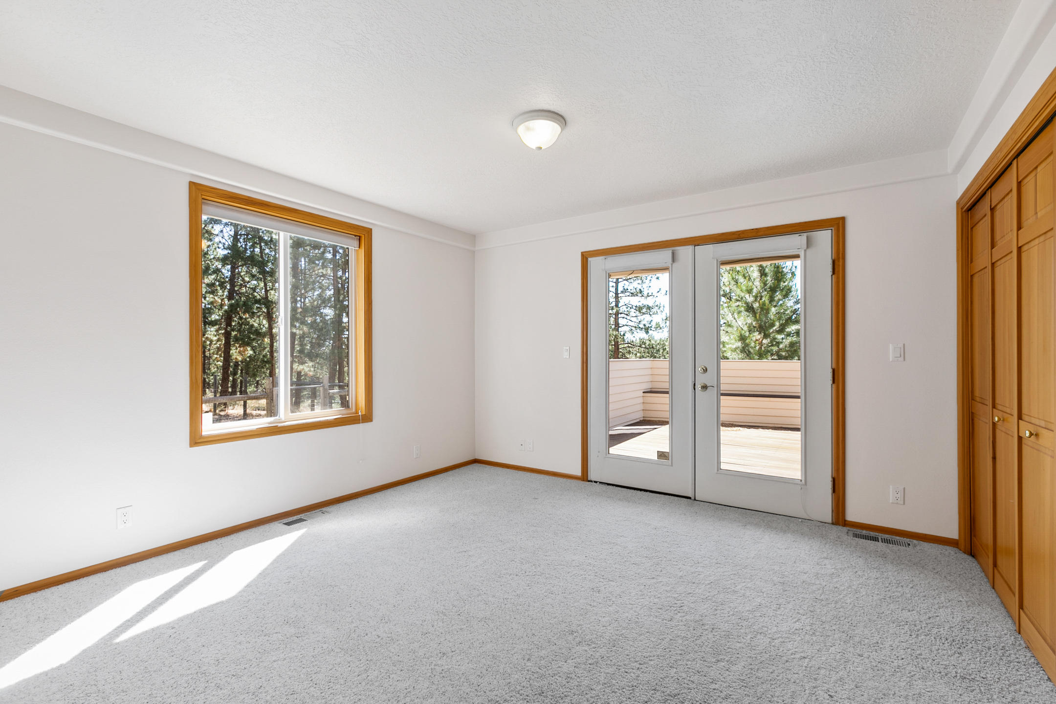 19431 West Campbell Road Bend, OR 97702 - Photo 16 of 26 2020_06_25_19431_west_campbell_rd-55