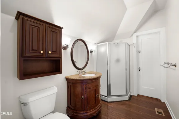 $6,000 | 419 Brakey Road, Ventura, CA 93001