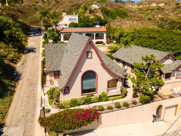 $6,000 | 419 Brakey Road, Ventura, CA 93001