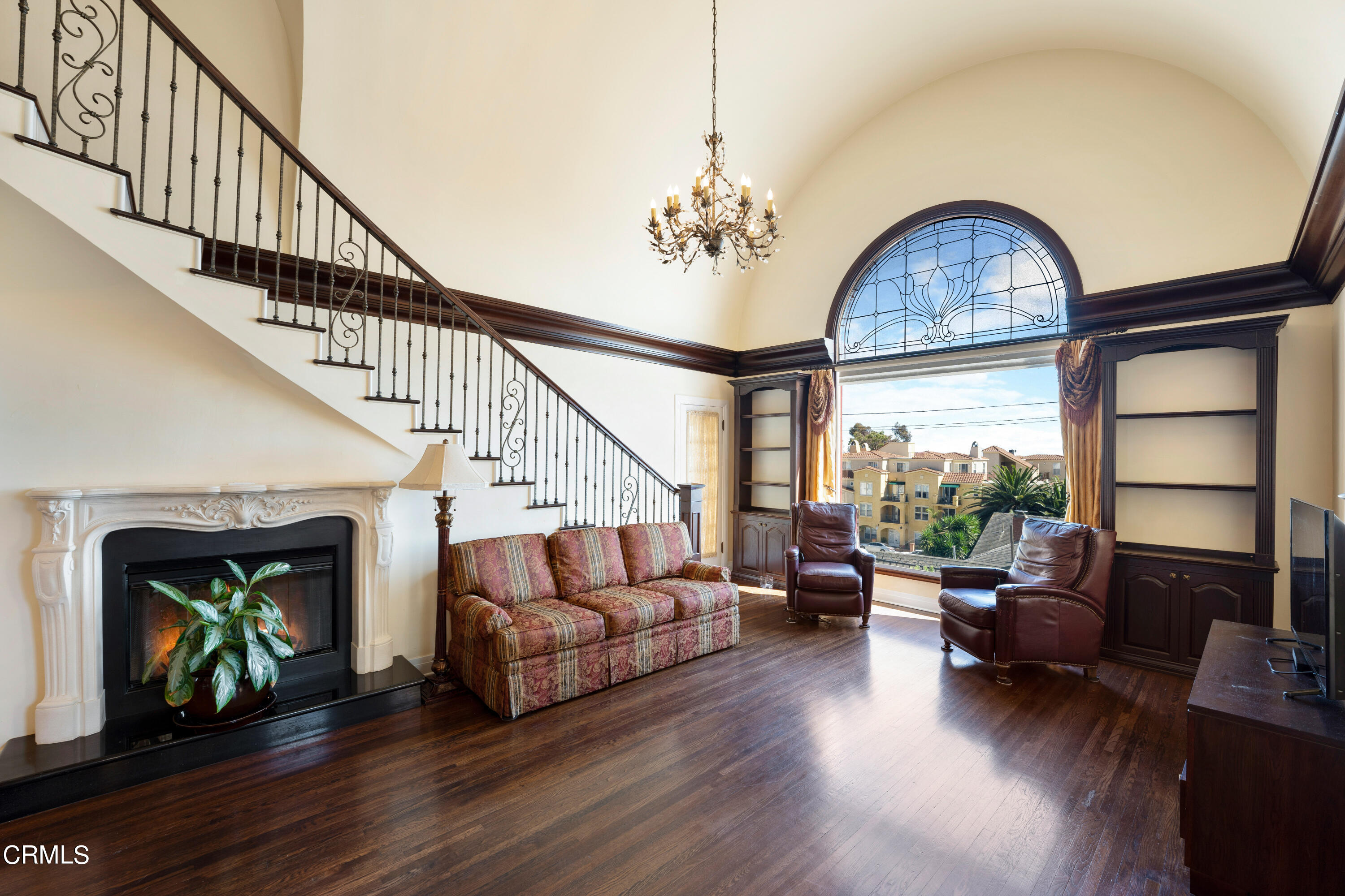 419 Brakey Road Ventura, CA 93001 - Photo 7 of 31 419 Brakey MLS-36