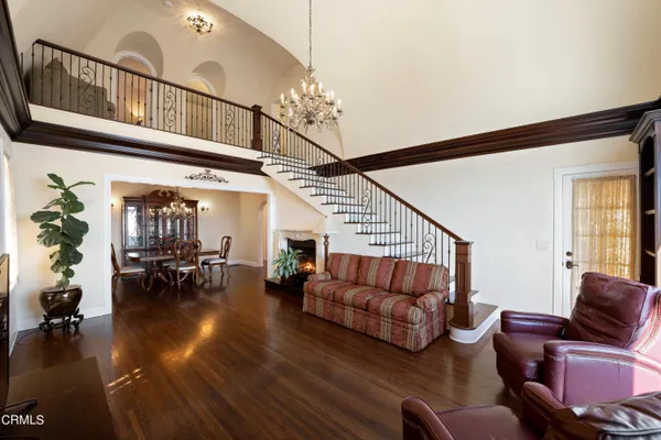 $6,000 | 419 Brakey Road, Ventura, CA 93001