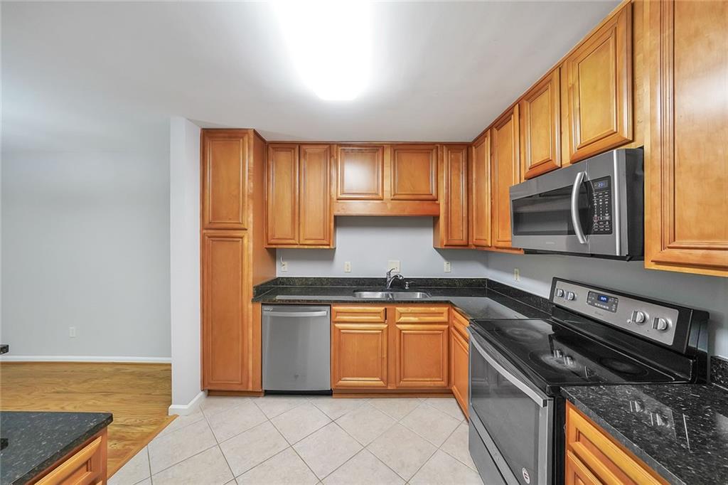 1468 Briarwood Road Northeast, Unit 805 Brookhaven, GA 30319 - Photo 15 of 28