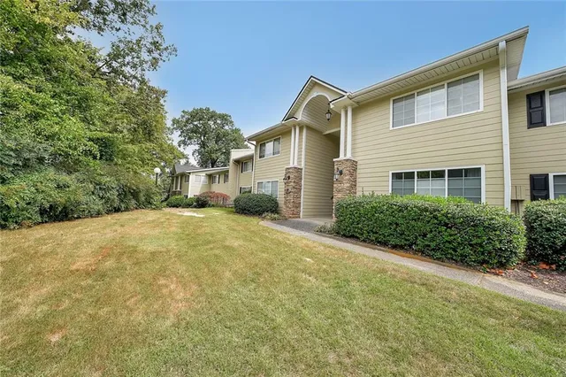 $290,000 | 1468 Briarwood Road Northeast, Unit 805, Brookhaven, GA 30319