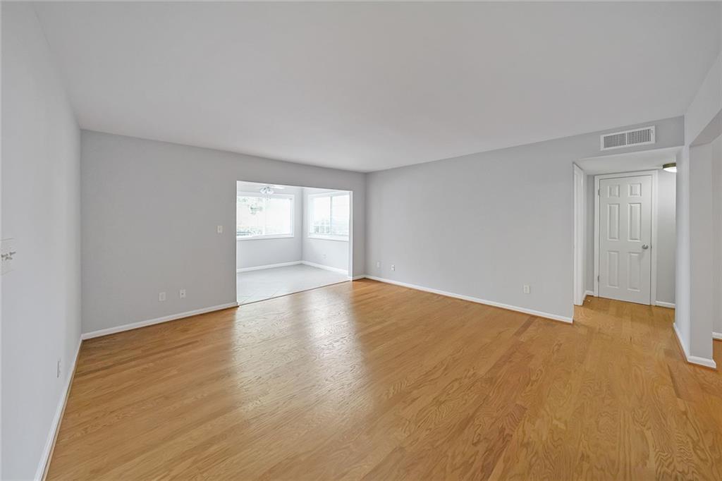 1468 Briarwood Road Northeast, Unit 805 Brookhaven, GA 30319 - Photo 4 of 28